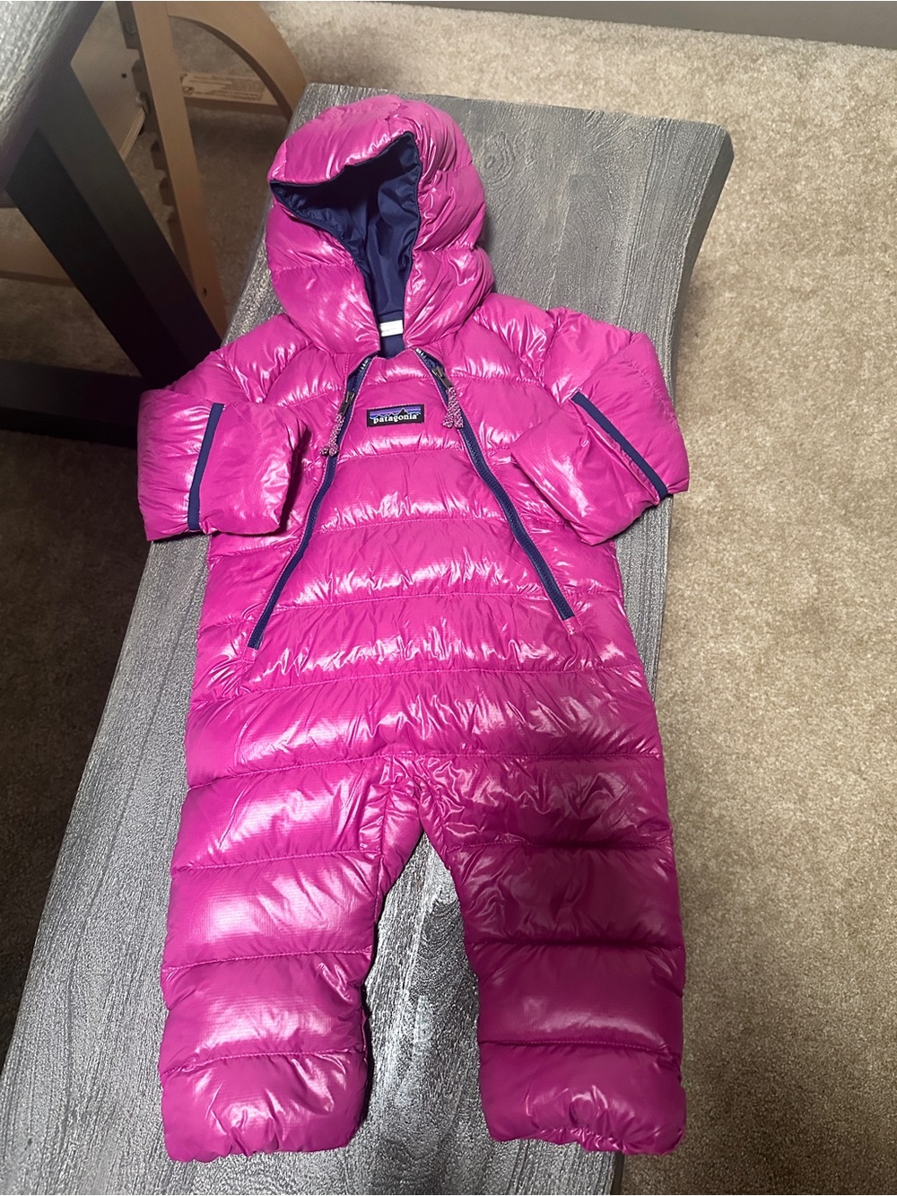 Patagonia Bright Purple Infant 0-3 months Hooded Puffer Bunting Snow Suit